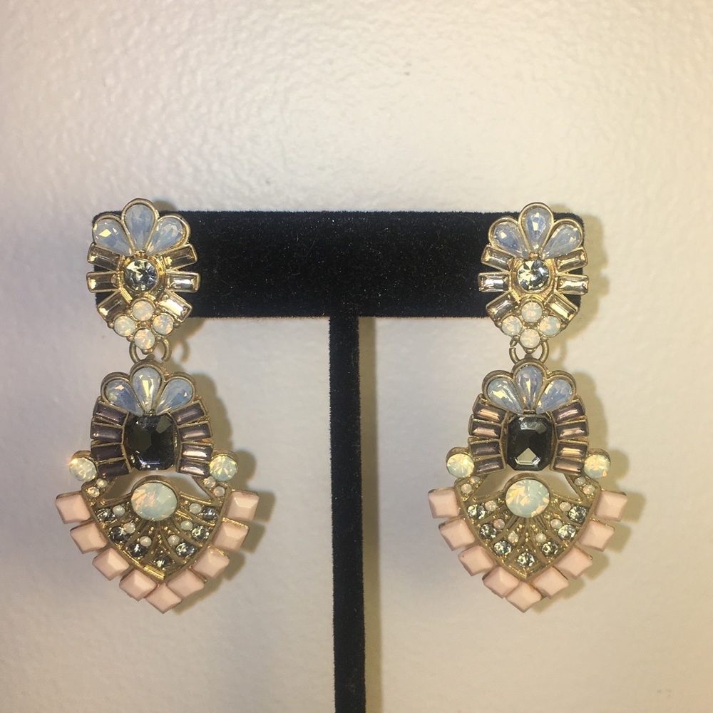 Statement earrings - Picture 3 of 3